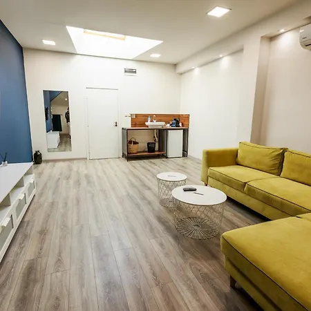 Saffron Guest house 3*